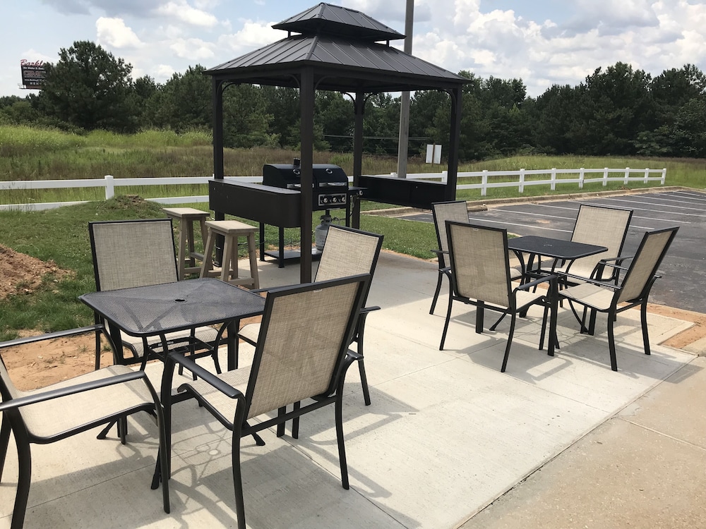 Microtel Inn Suites By Wyndham Tuscaloosa East 24/32