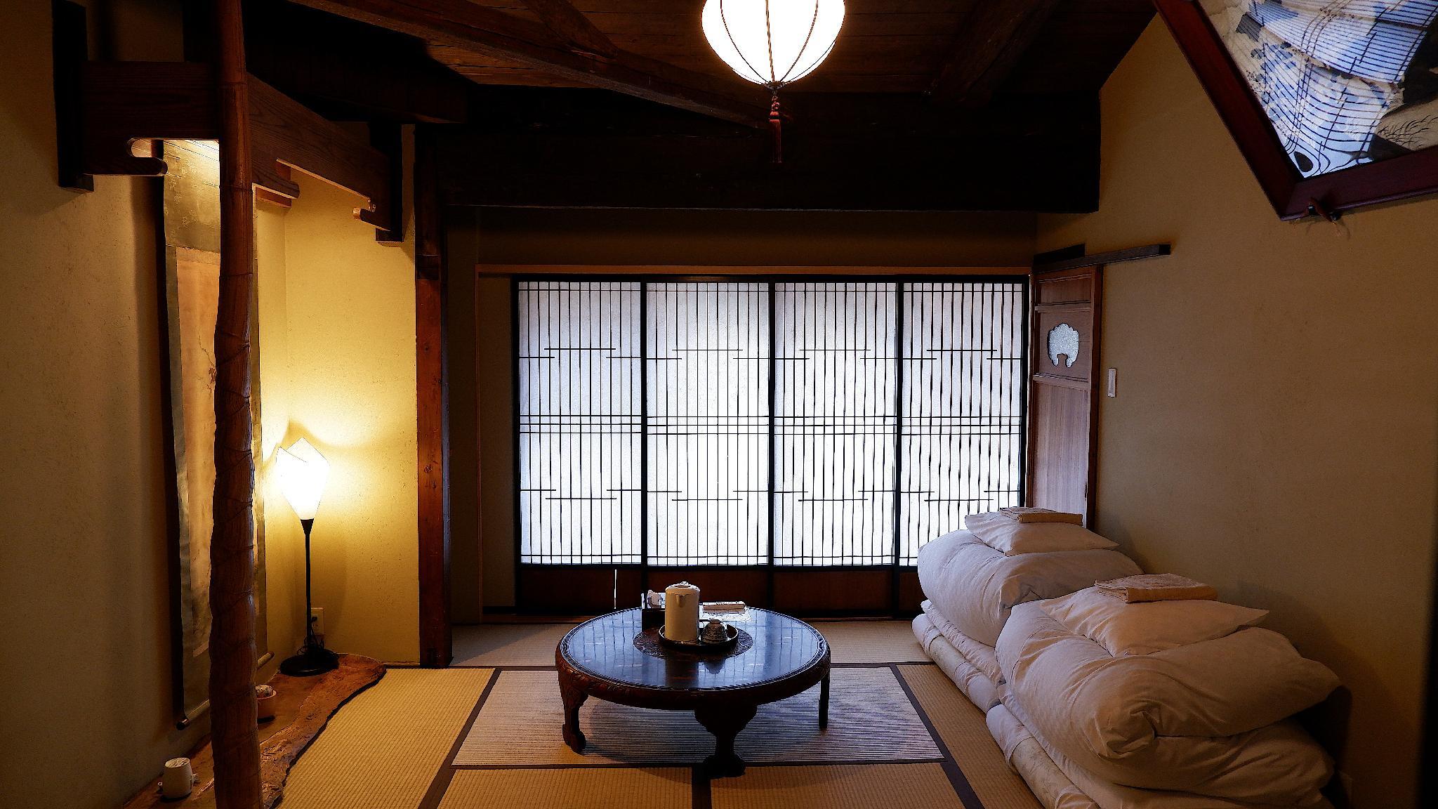 Private, 3 Futon Beds