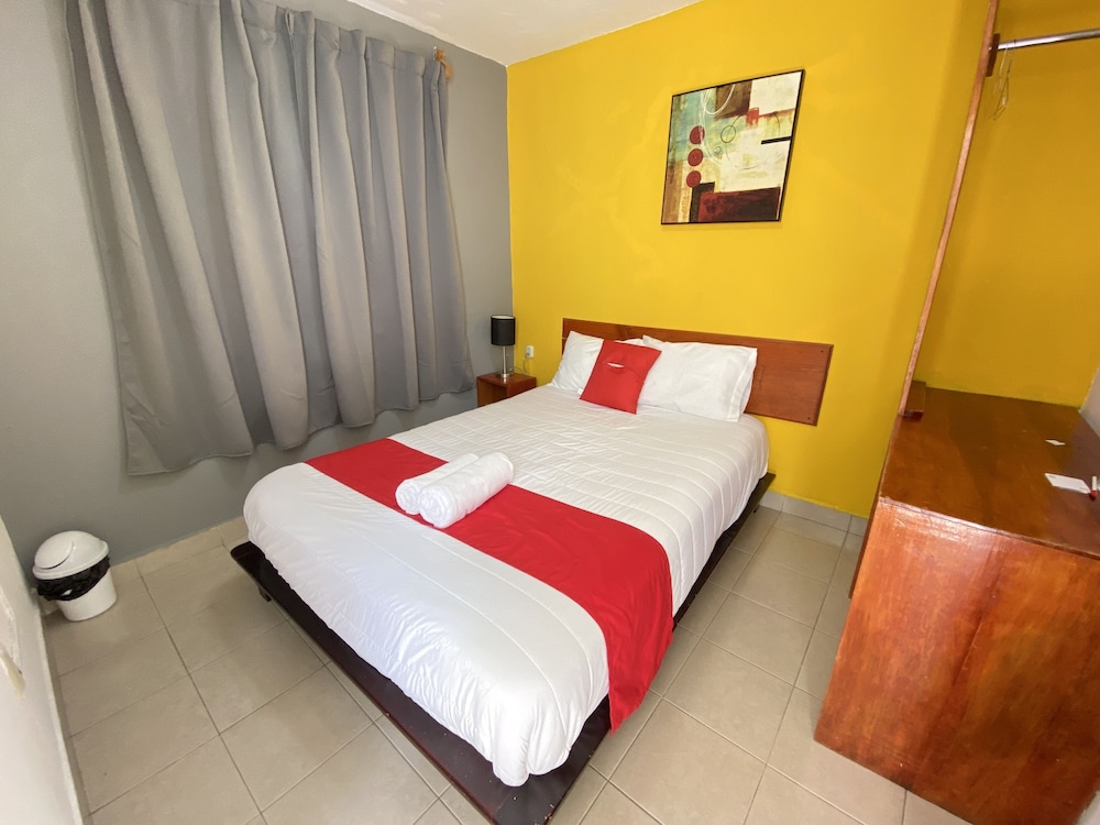 Hotel Dulce Luna 11/23