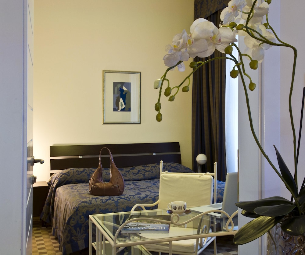 Mamaison Residence Izabella Budapest 6/49