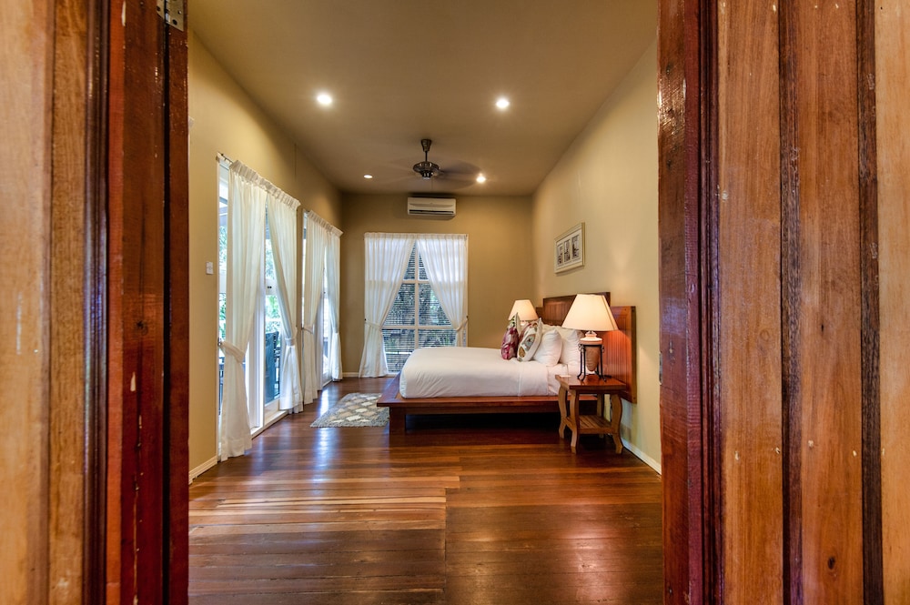 Sutera Sanctuary Lodges at Poring Hot Springs 36/72
