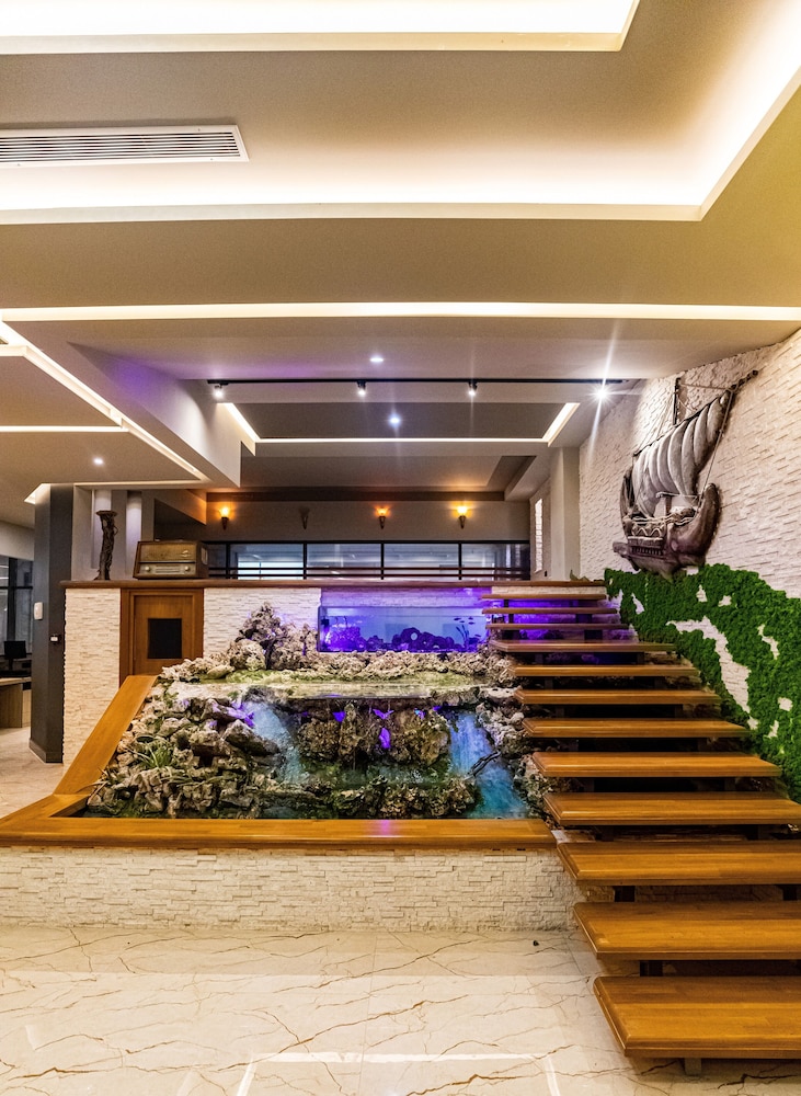 Kraal Hotel Vlore 6/38
