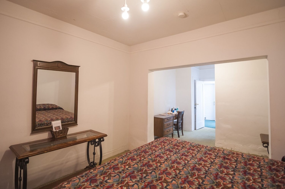 Amargosa Opera House 43/67