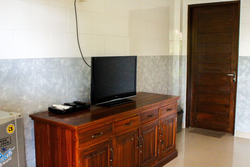 Putu Guest House 2 9/35