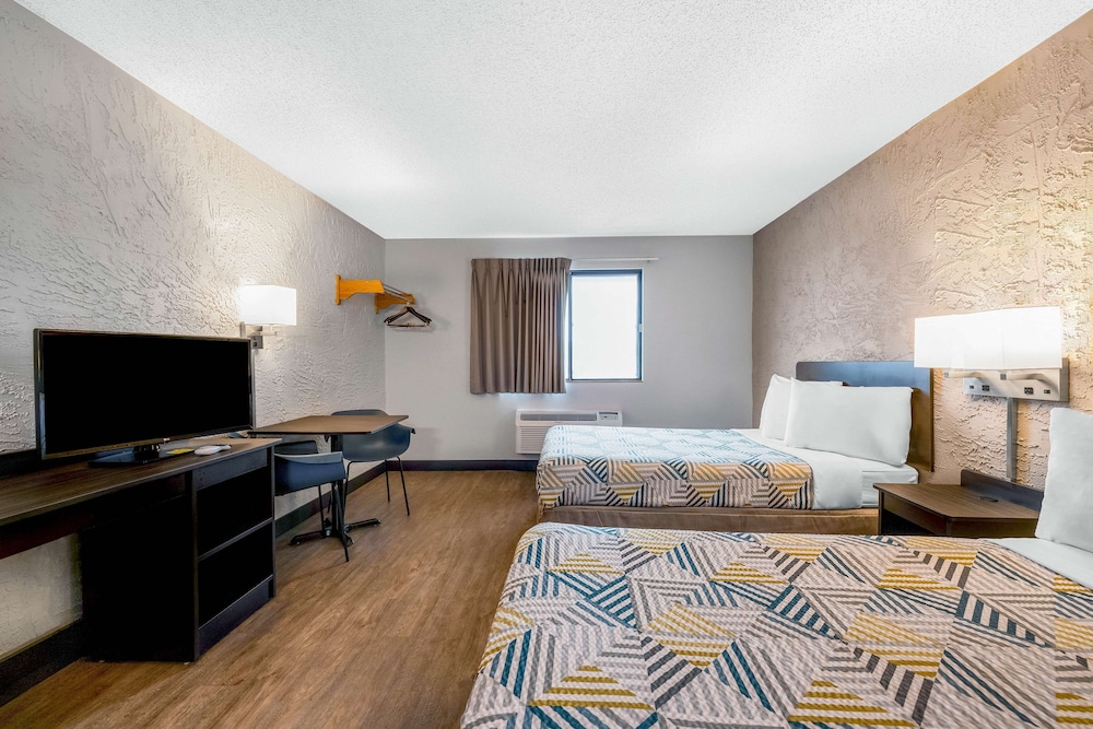 Motel6 Elk Grove Village Il O Hare 24/50