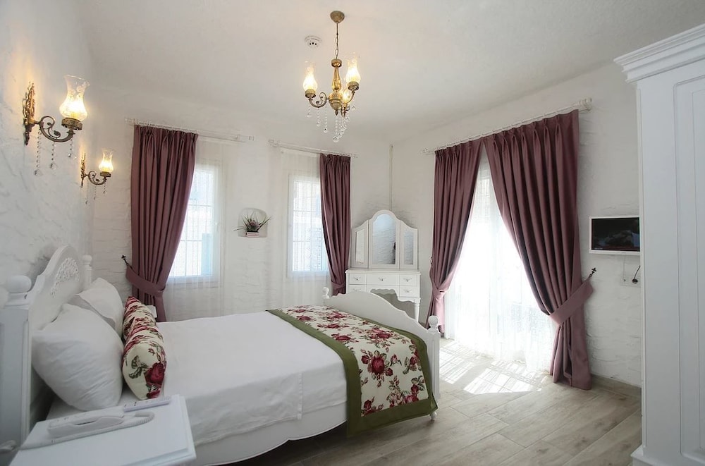 BASIC, TWIN BEDS