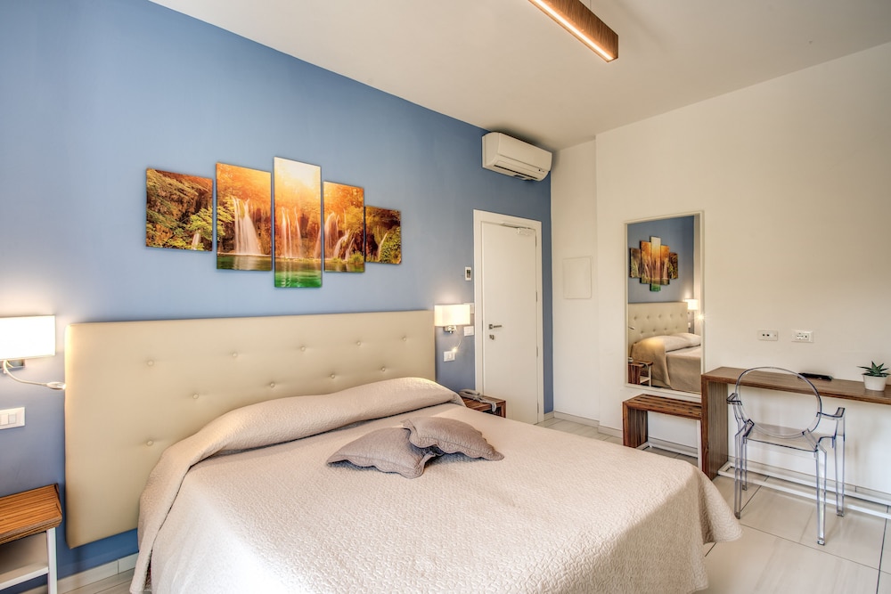 Hotel Florida Sorrento 48/80