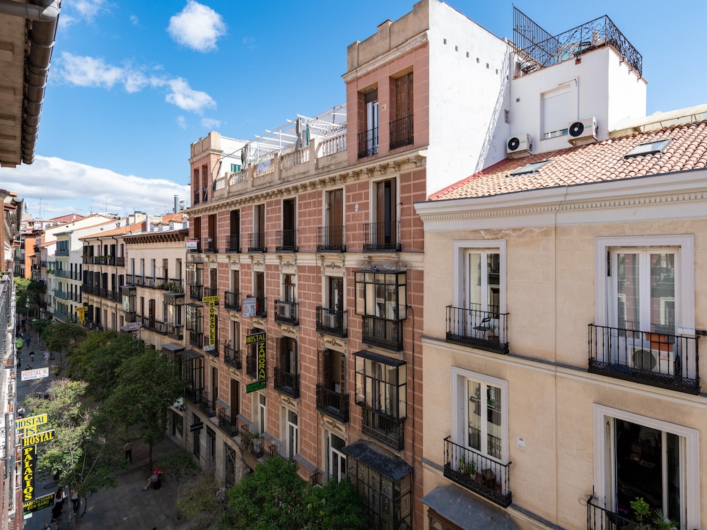 Hostal Las Murallas 5/50