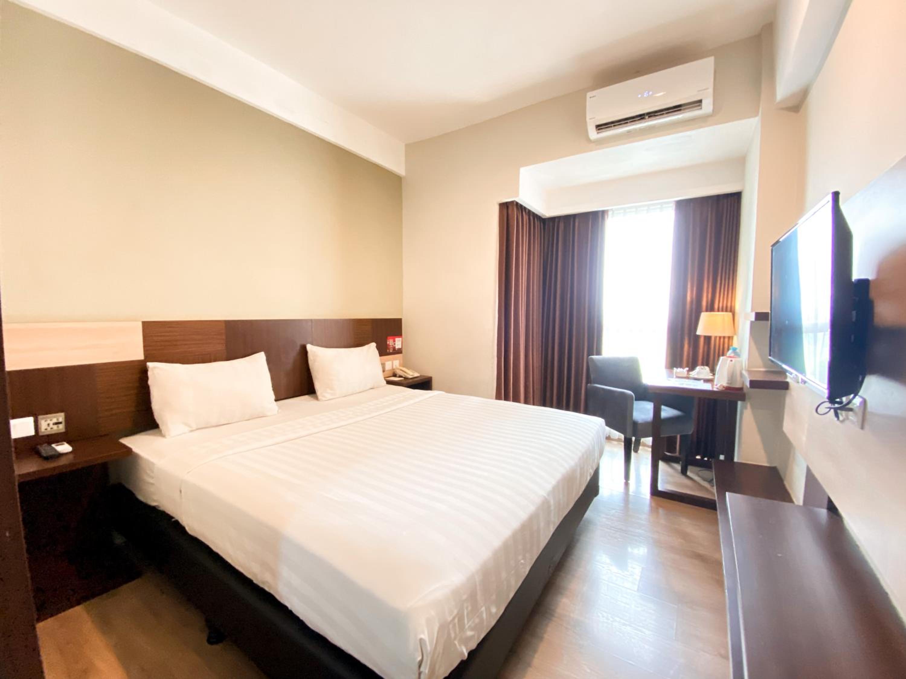 apartment gunawangsa merr by rava