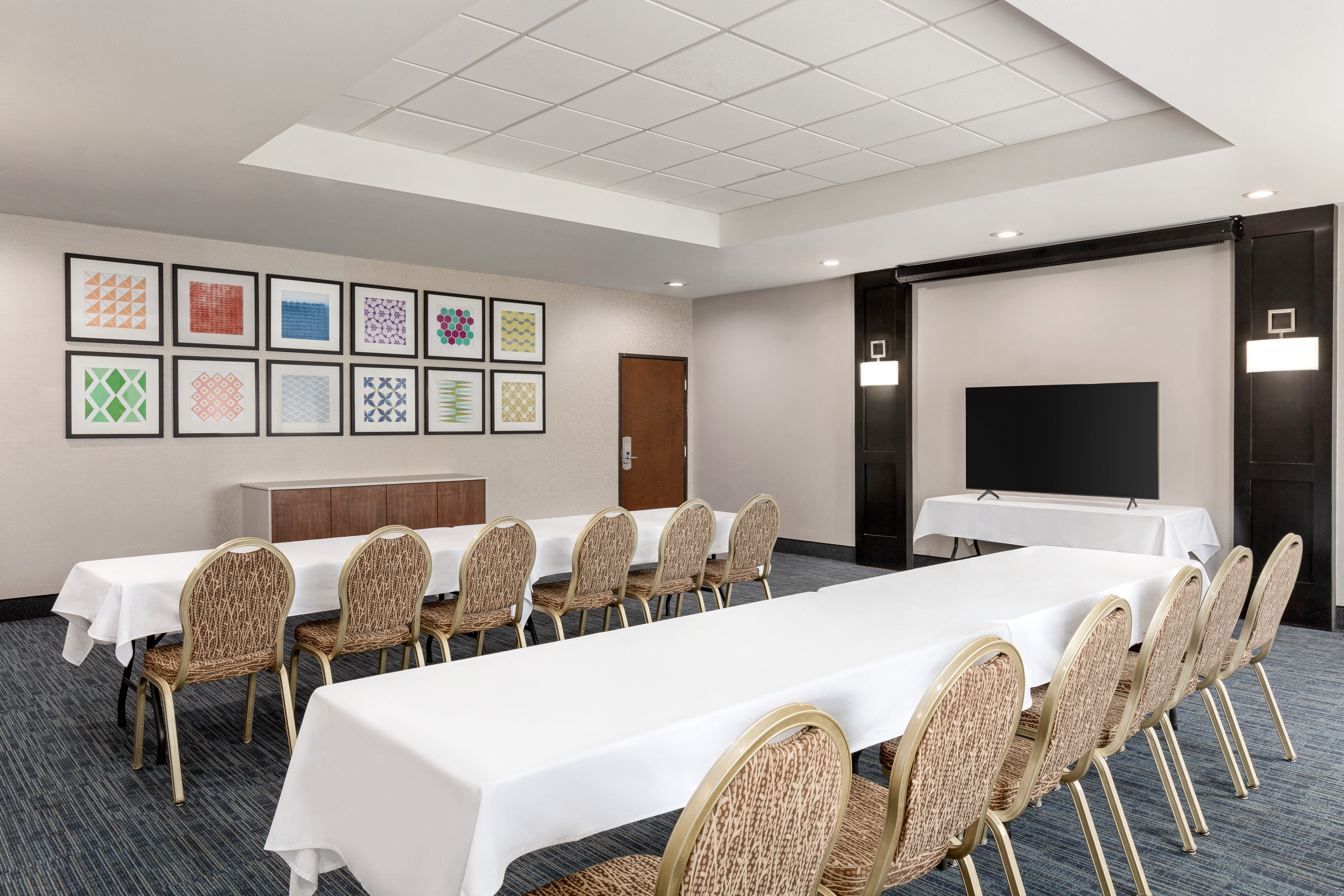 Holiday Inn Express Hotel Suites Waycross 50/56