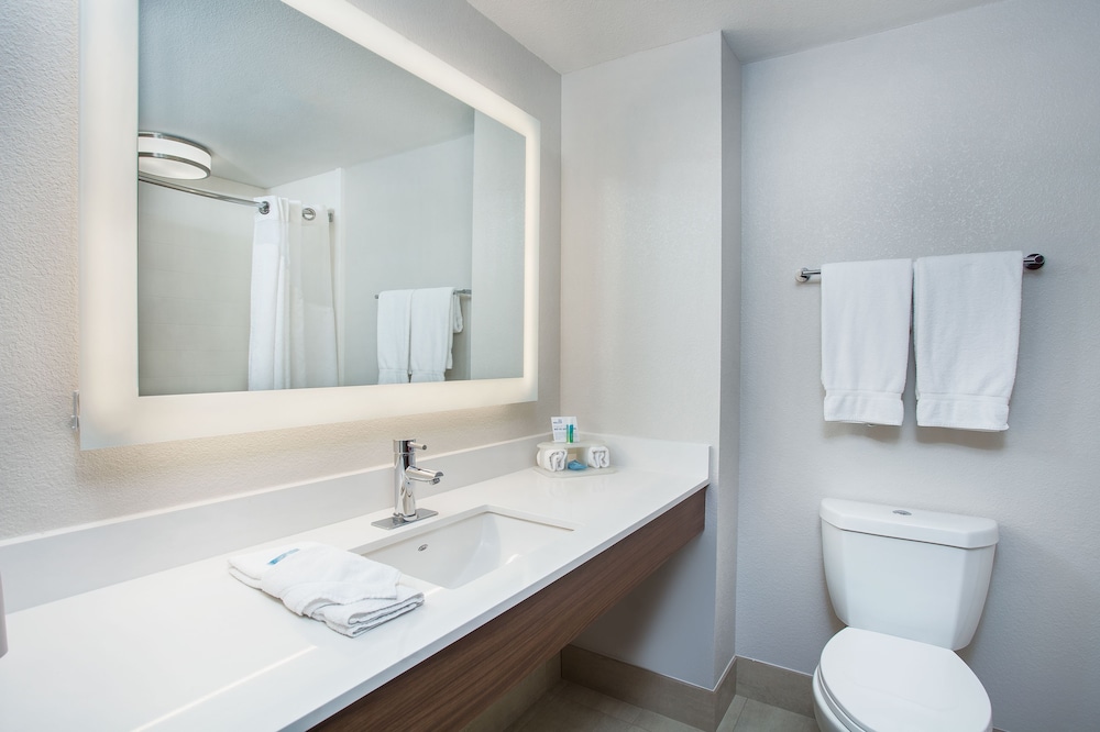 Holiday Inn Express Hotel And Suites Lebanon 12/41