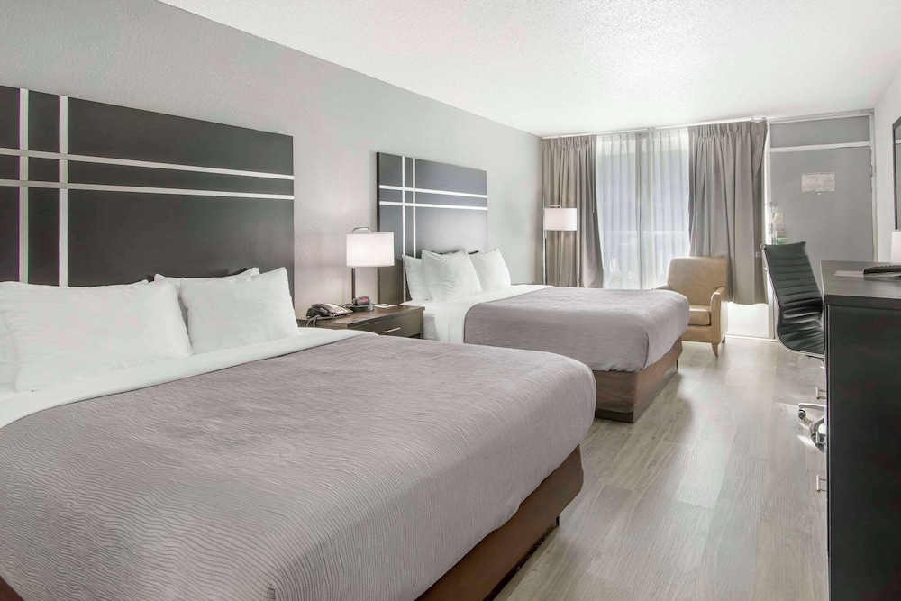 Standard, 2 Queen Beds