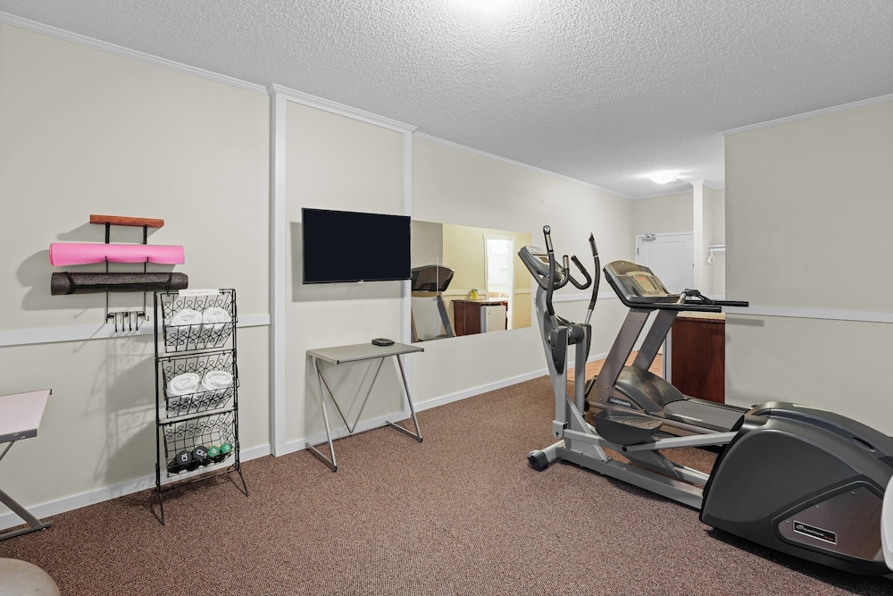 Days Inn by Wyndham Lamont 30/50