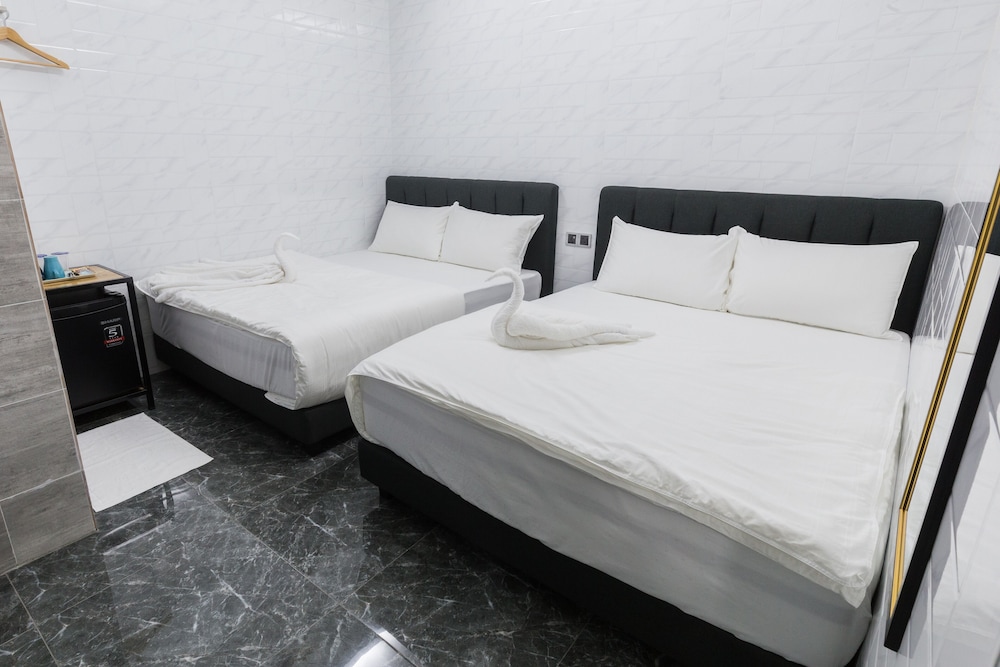 Lee Luxury Home USM Penang 18/44