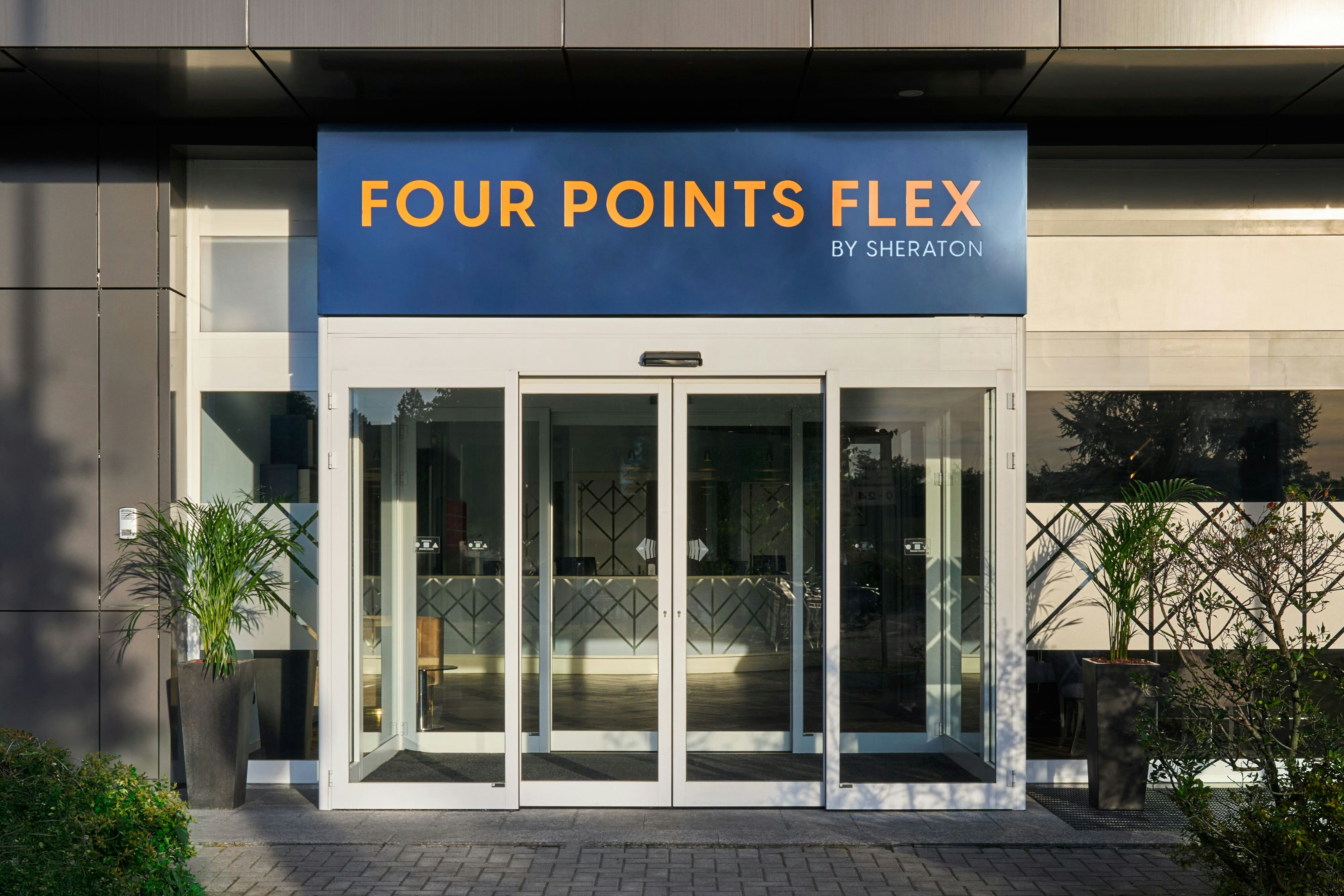 Four Point Flex Sheraton Bologna Airport 1/16