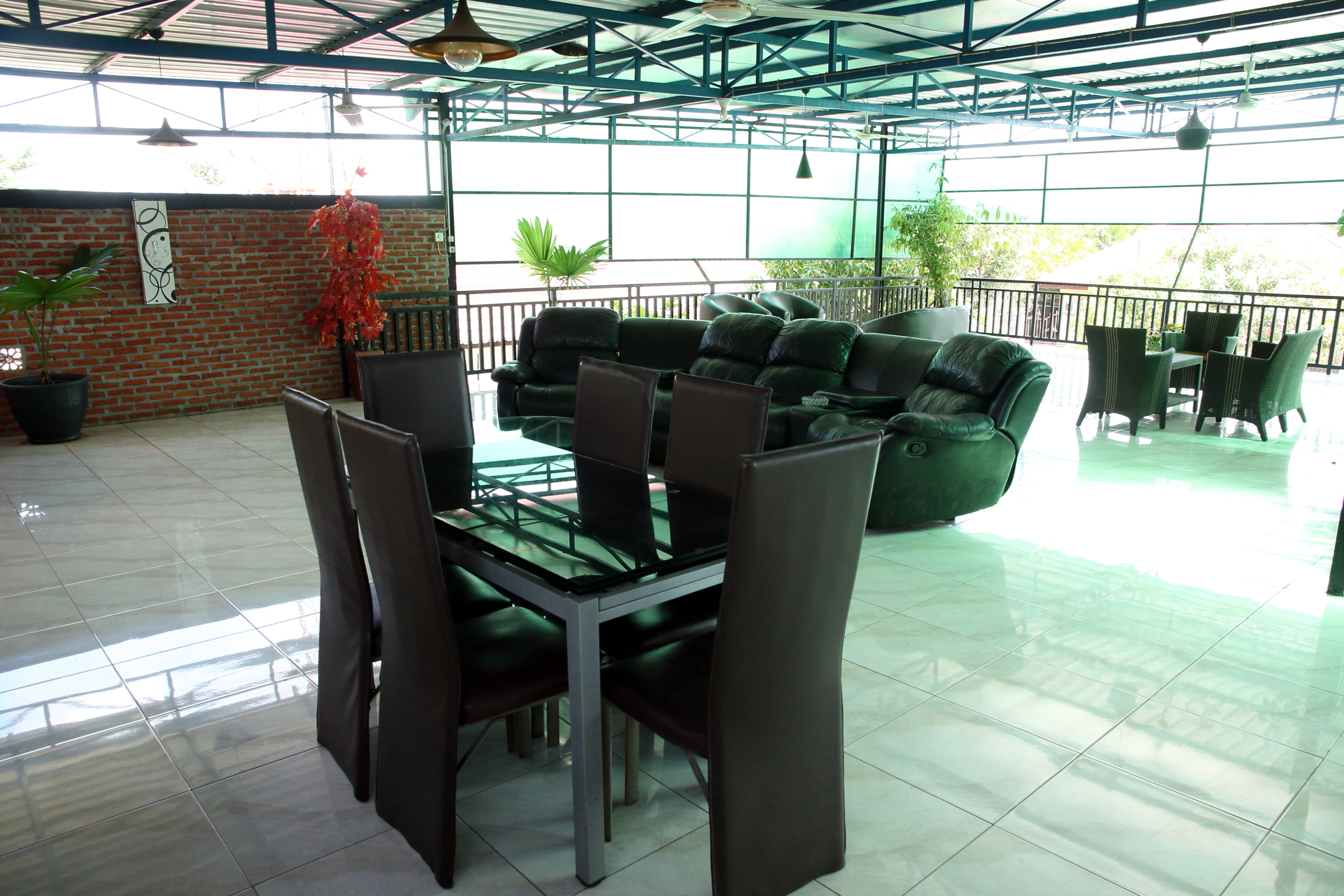 OYO 933 Wisma Malawen 26/33