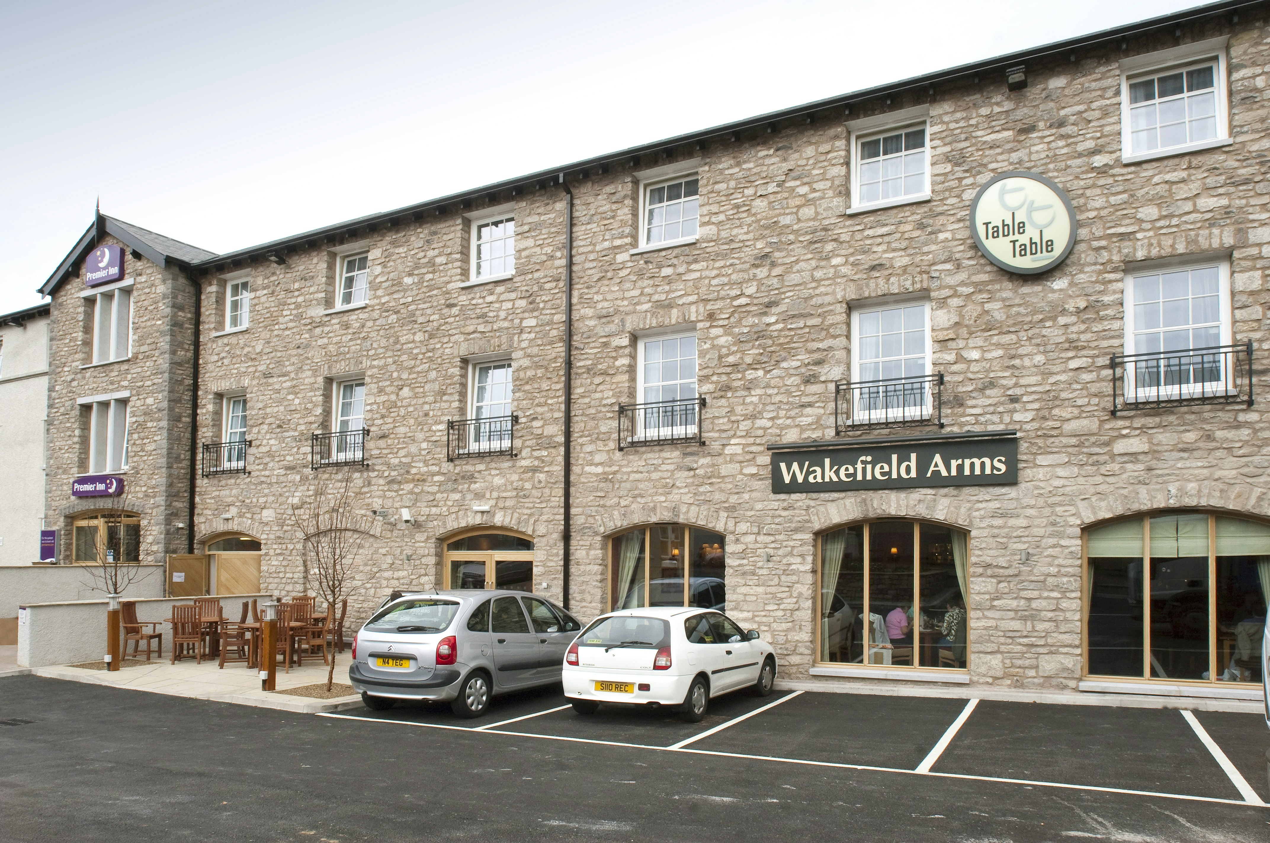 Premier Inn Kendal Central Hotel 22/26