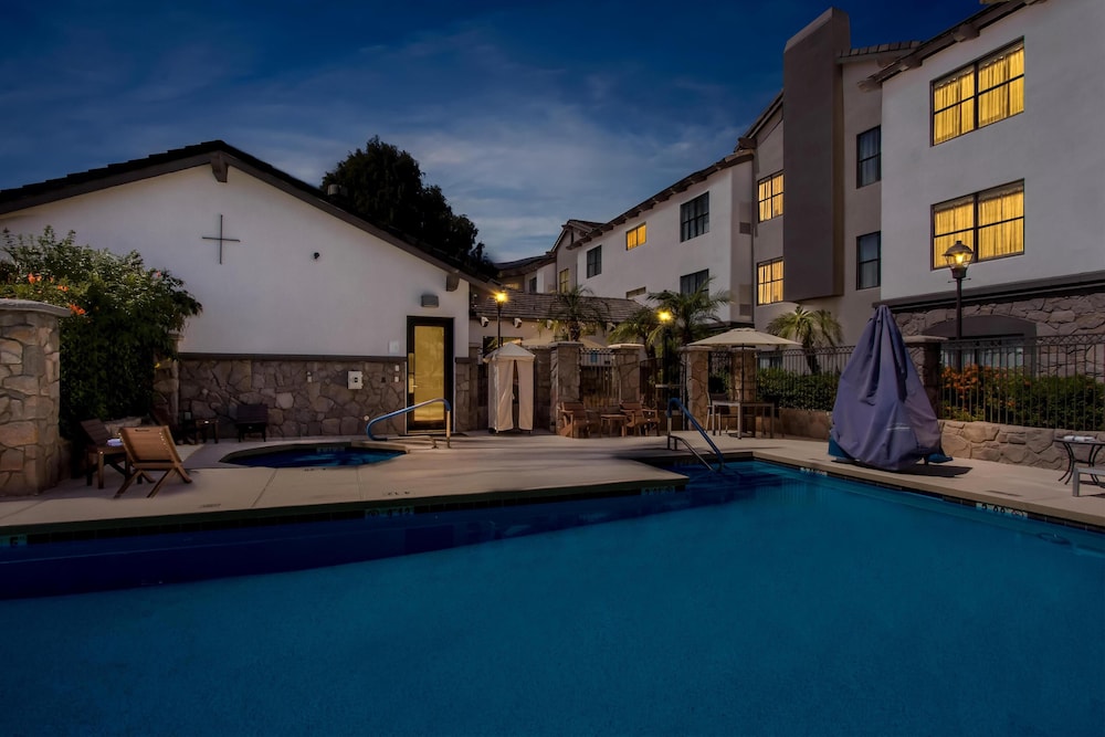 Sonesta ES Suites Goodyear 53/58