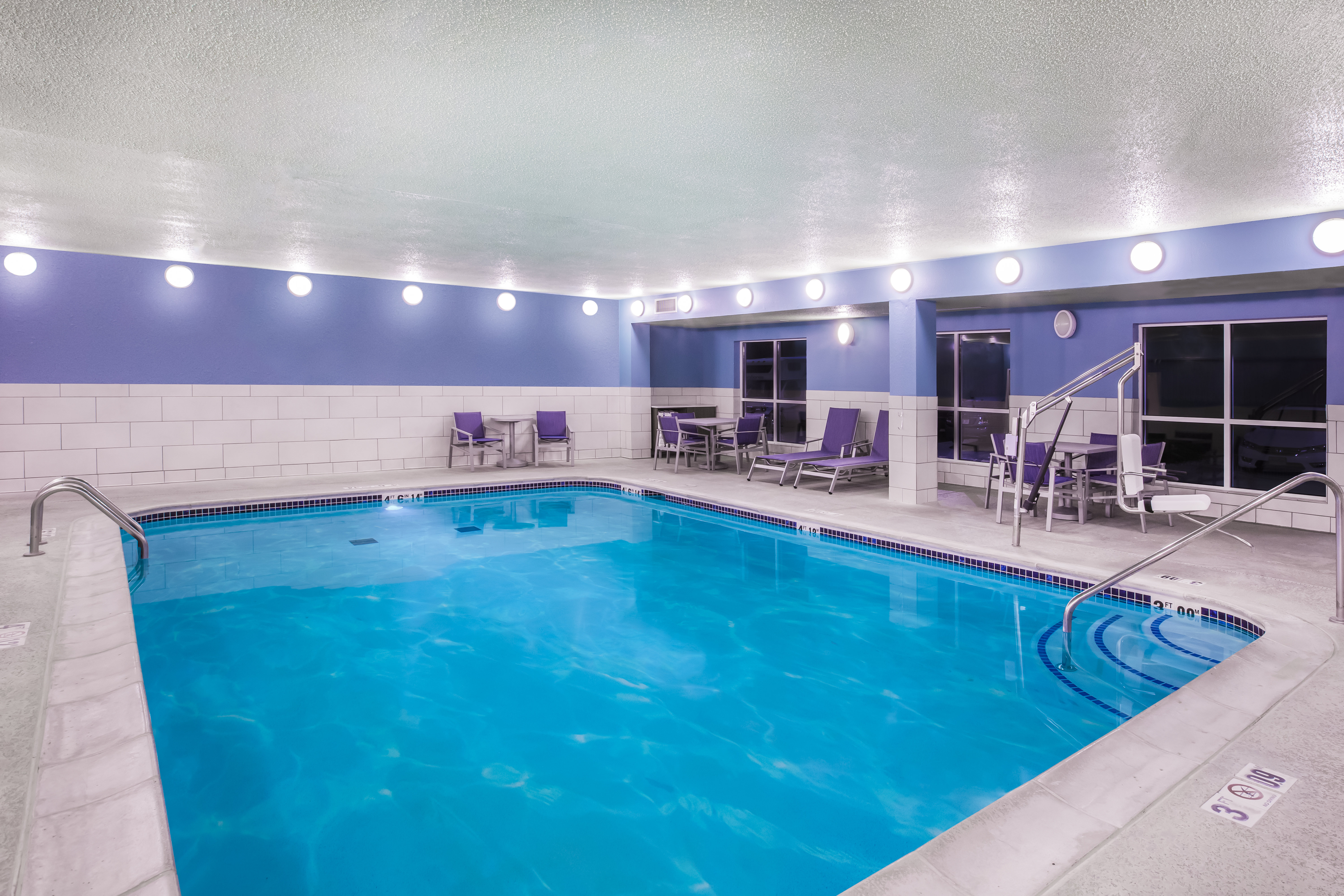 Holiday Inn Express Hotel & Suites Bellevue-Omaha Area 15/26