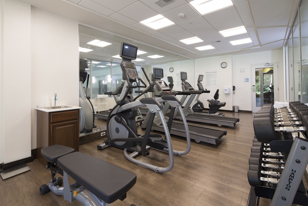 Holiday Inn Express Suites La Porte 22/44