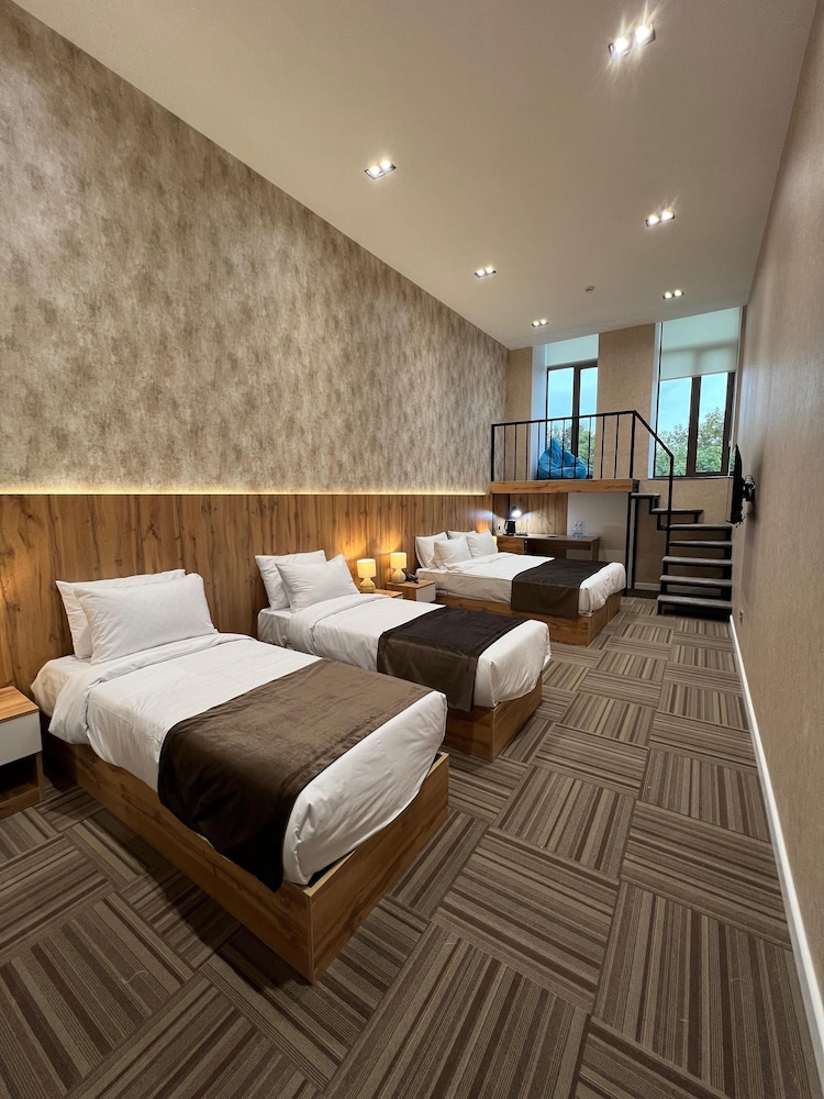 Ferma Art Hotel boutique 8/25