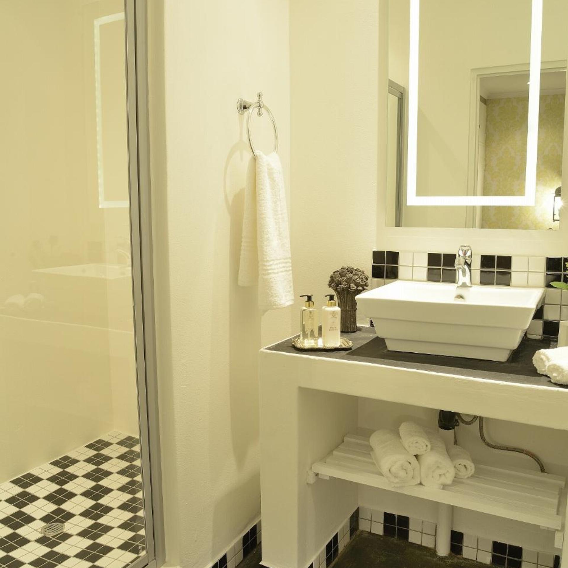 جناح، Duke And Duchess Boutique Hotel 7/8