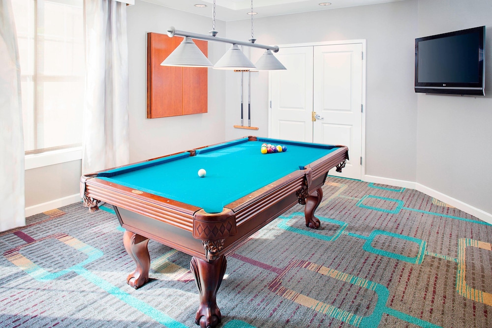 Residence Inn By Marriott Roanoke 40/42