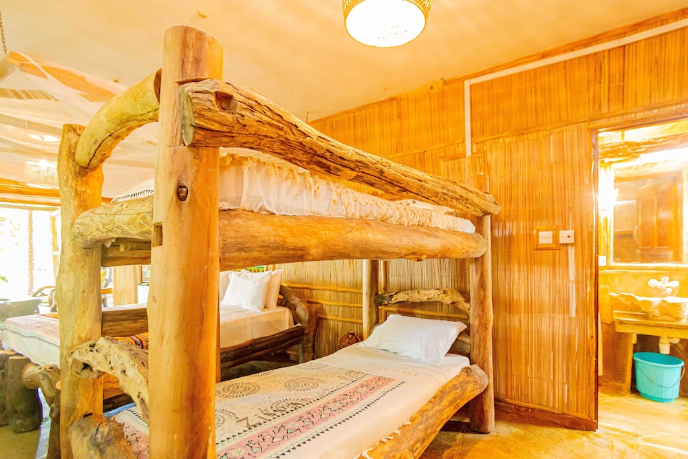 Ziwa Beach Resort 24/60
