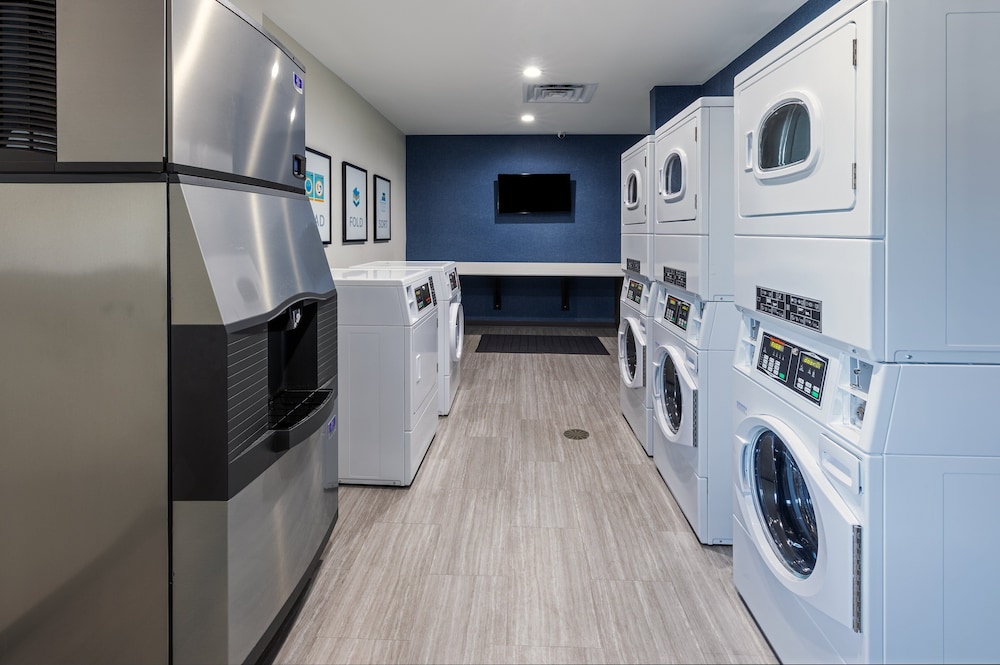 Staybridge Suites Portland 40/47