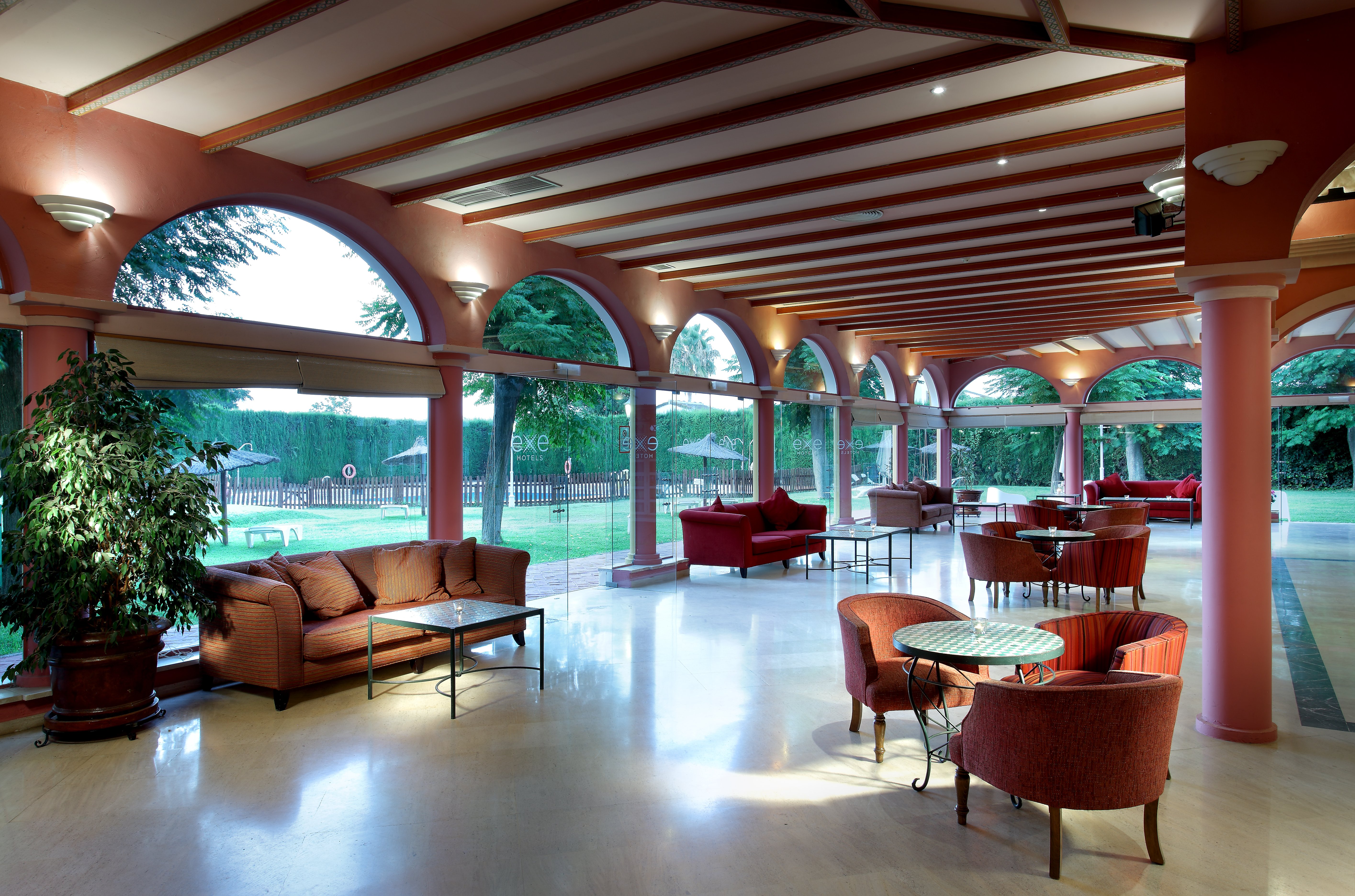 EXE GRAN HOTEL SOLUCAR 53/82