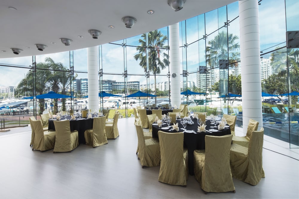 One 15 Marina Club 43/66