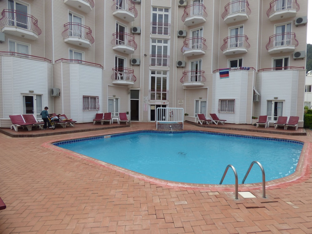 Avlu 4 Apart Hotel 8/50