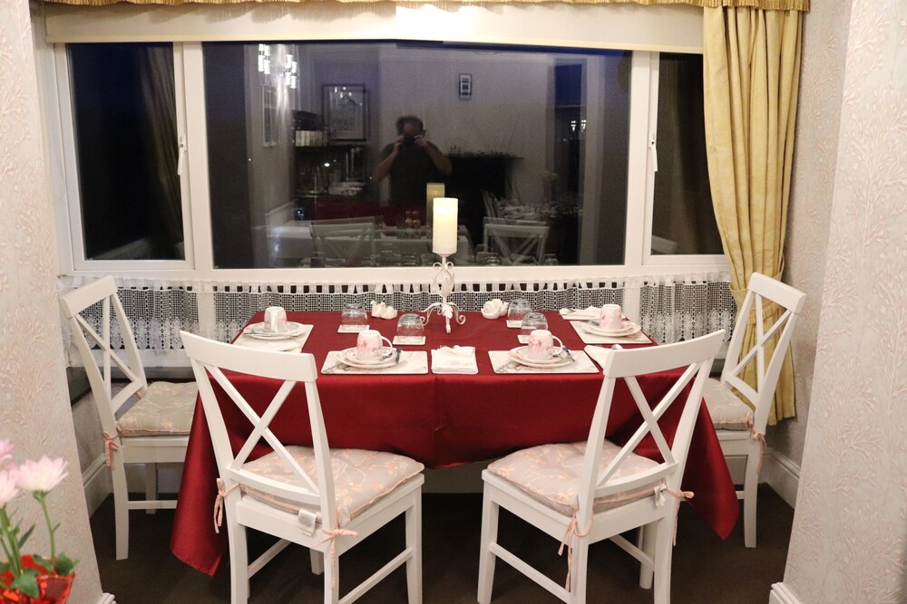 Greylands Guesthouse 37/50