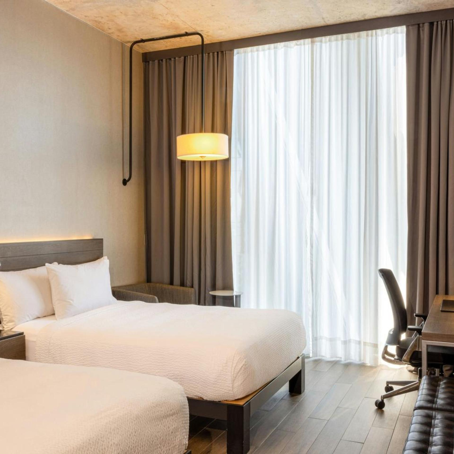 غرفة بسريرين مزدوجين، AC Hotel Guadalajara, Mexico 5/8