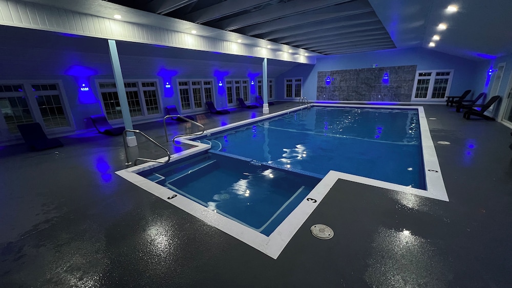 Travelodge By Wyndham Lincoln Near White Mountain 34/53
