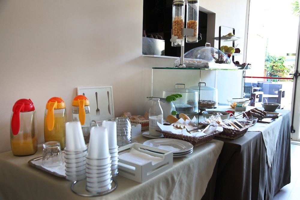 Hotel Sogni D Oro Airport Formerly Hotel Morgan 33/47