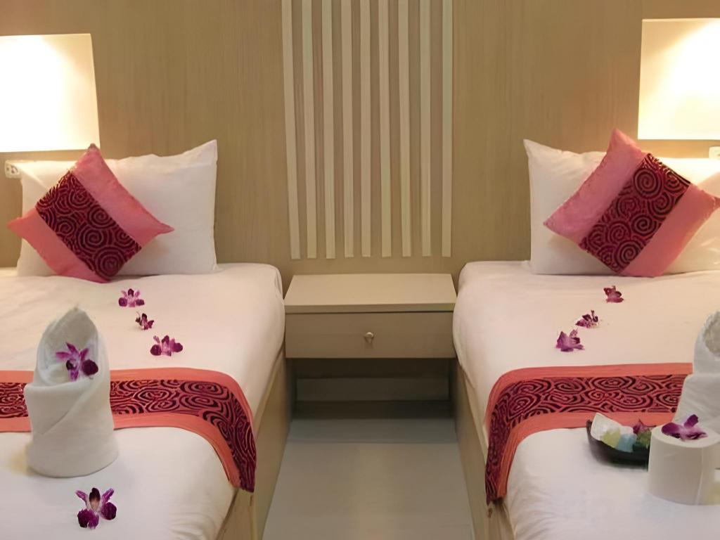 Superior, Twin Beds