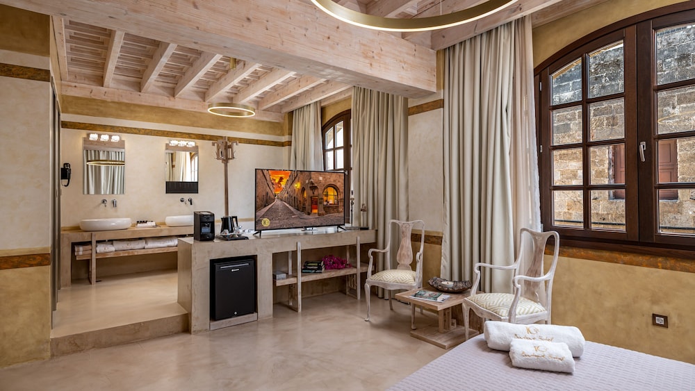10GR Boutique Hotel & Wine Bar - Adults Only 19/64
