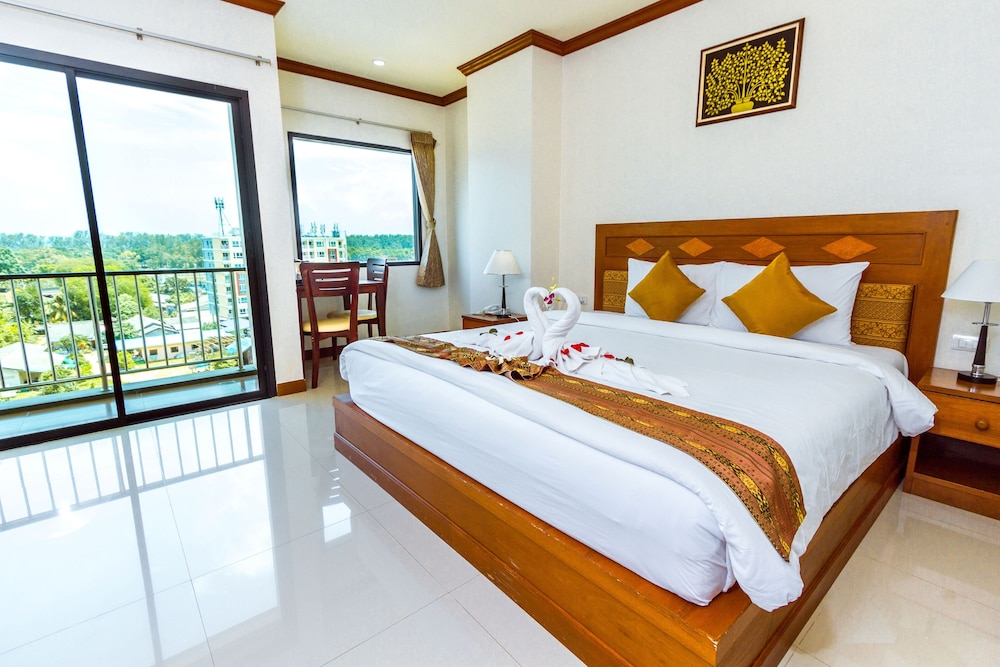 Airport Resort And Spa 35/69