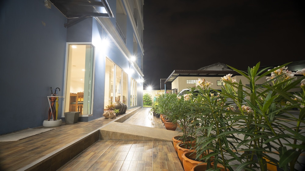 The Willing Hotel and Residence Bangkok 6/26