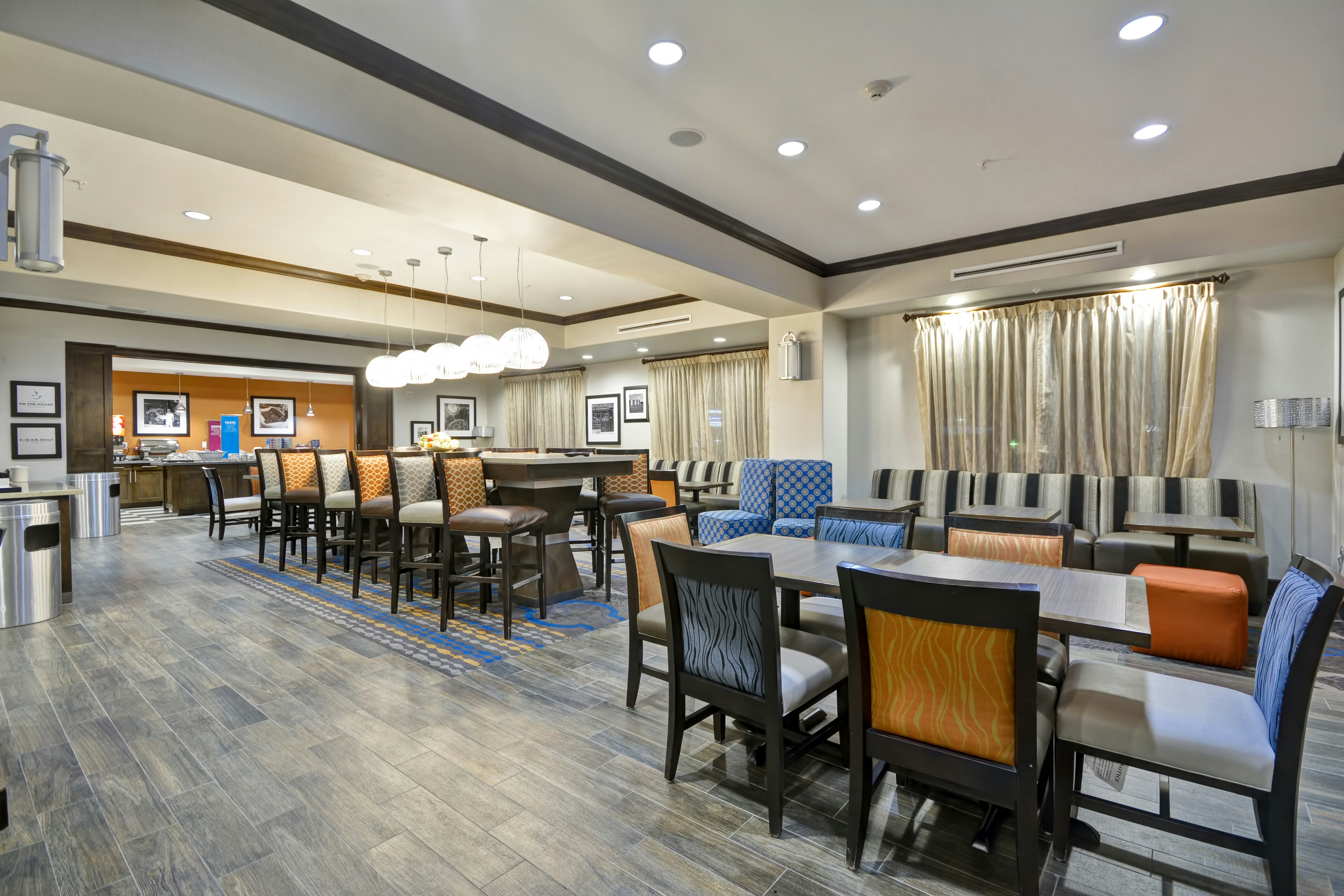 Hampton Inn Kenedy 39/57