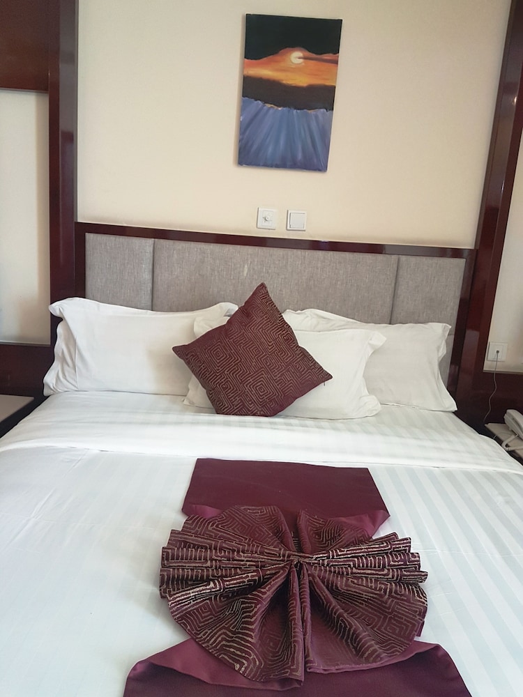 Zmama Hotel 20/50