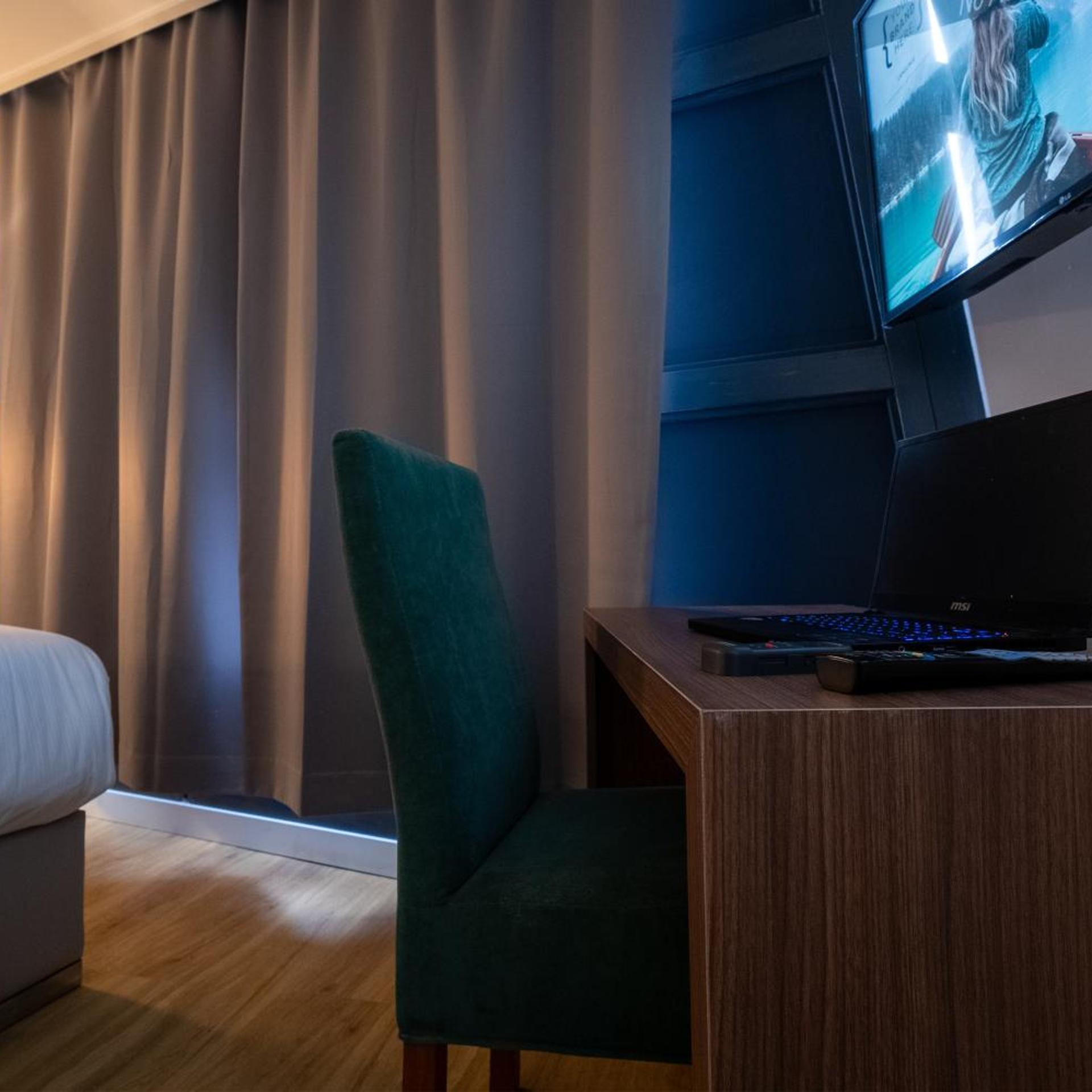Ma Airport Hotel 30/38