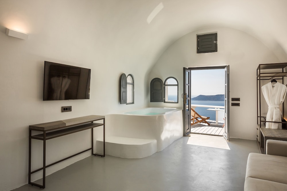Sunrocks Hotel - Adults Only 55/69