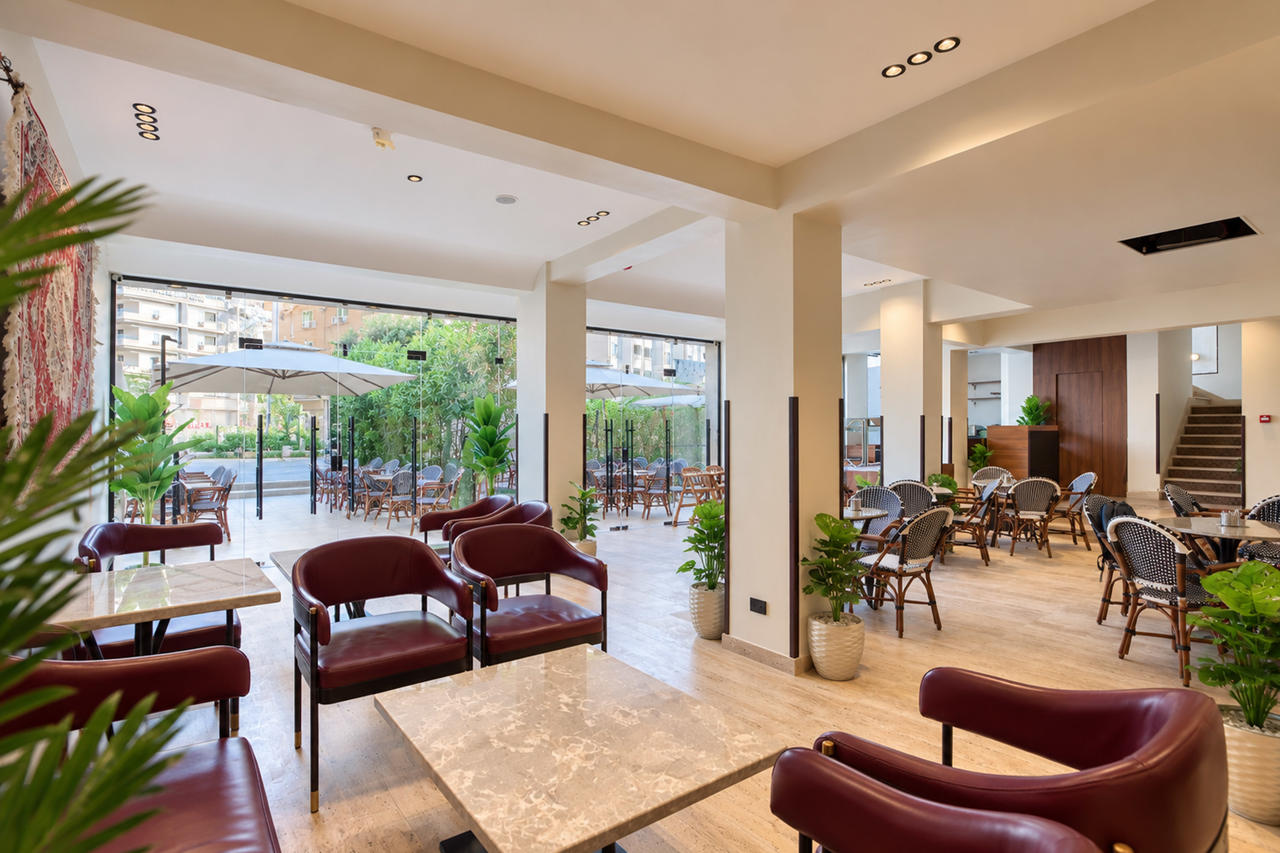 Touring Pyramids Hotel 28/48