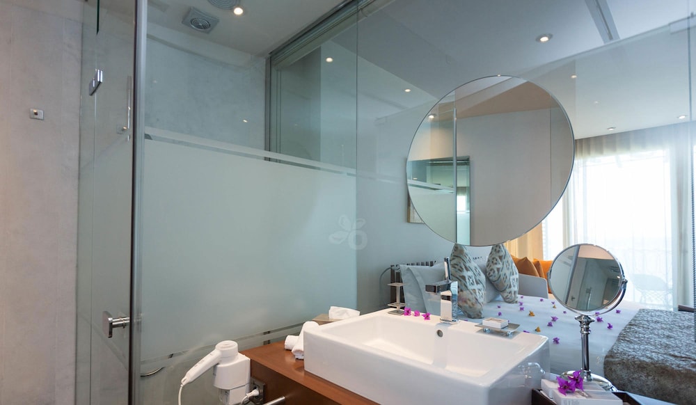 Kuum Hotel and Spa Bodrum 118/120