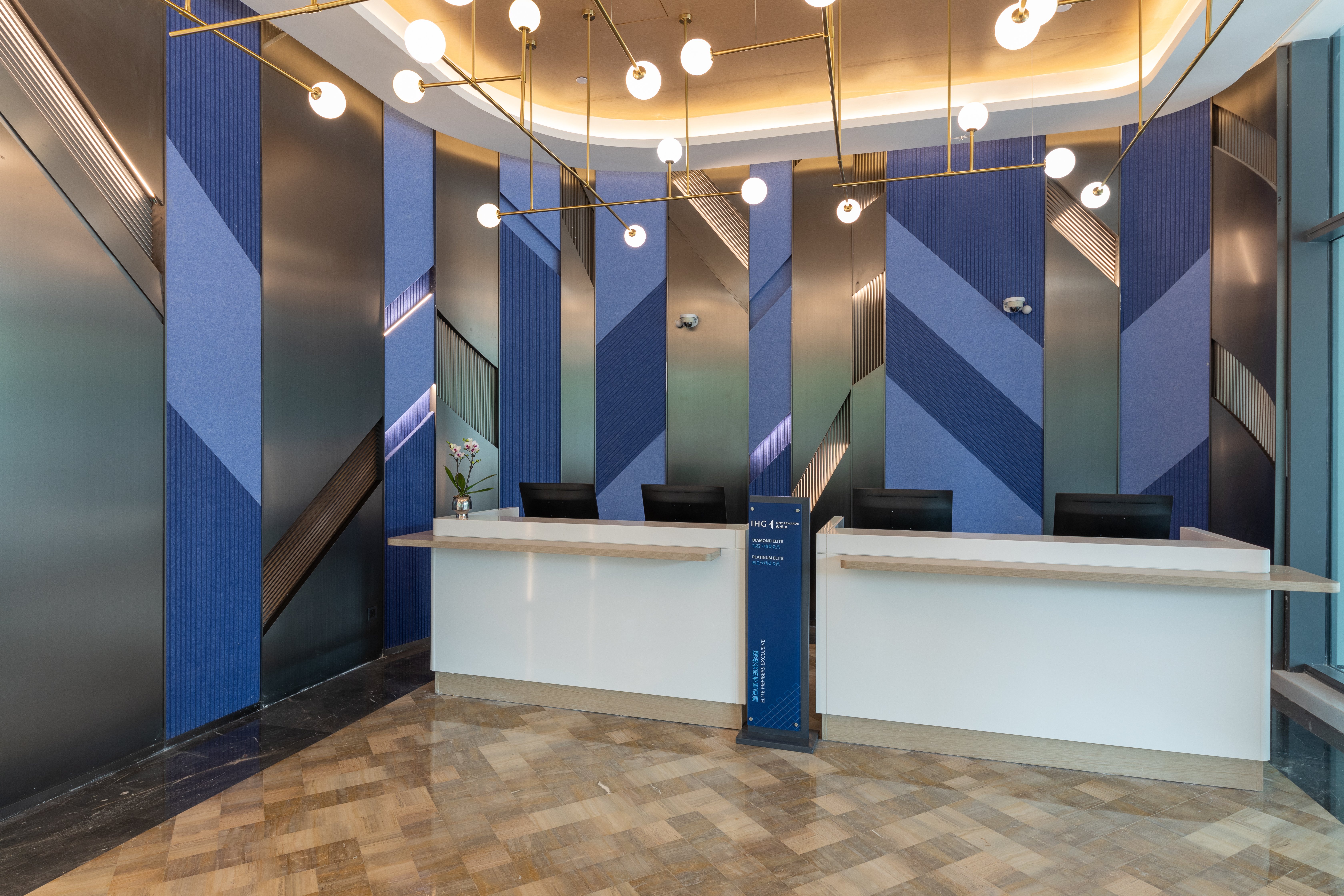 Holiday Inn Express Shanghai Changfeng Park 10/32