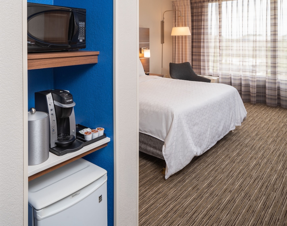 Holiday Inn Express Boca Raton-West 24/60