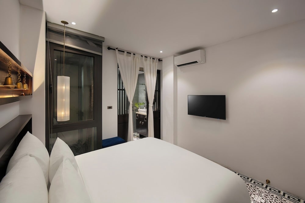 Carillon Boutique Hotel 8/30