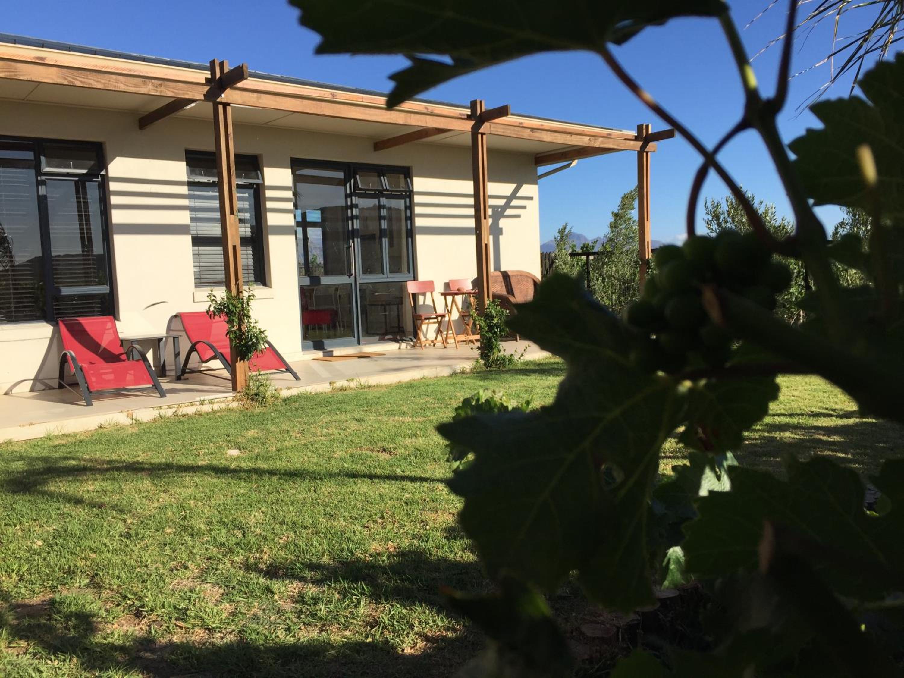 Sunrise And Sunset Apartments At Domaine Coutelier 7/50